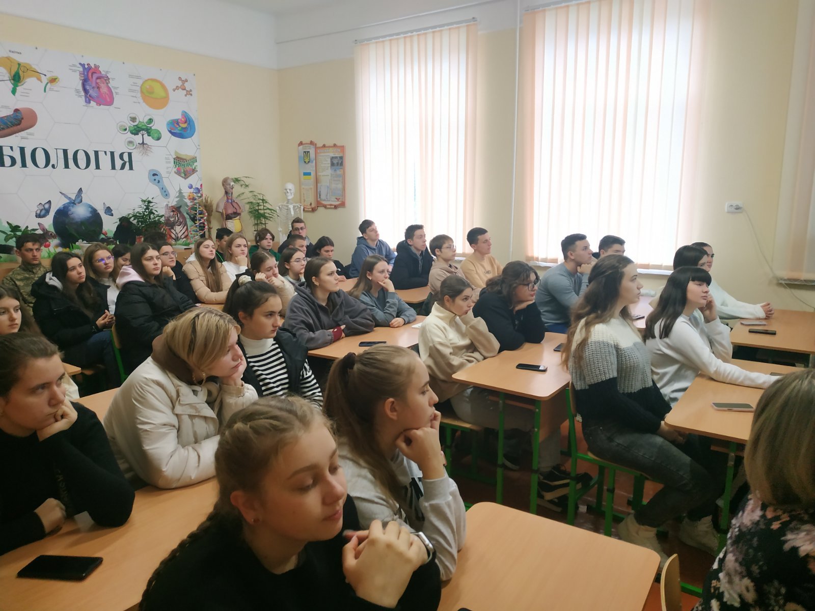 Учні у ліцеї Скалата